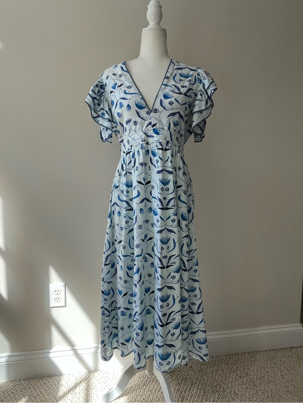 Monsoon and Beyond Blue and White Lined Floral Dress with Concealed Side Zip